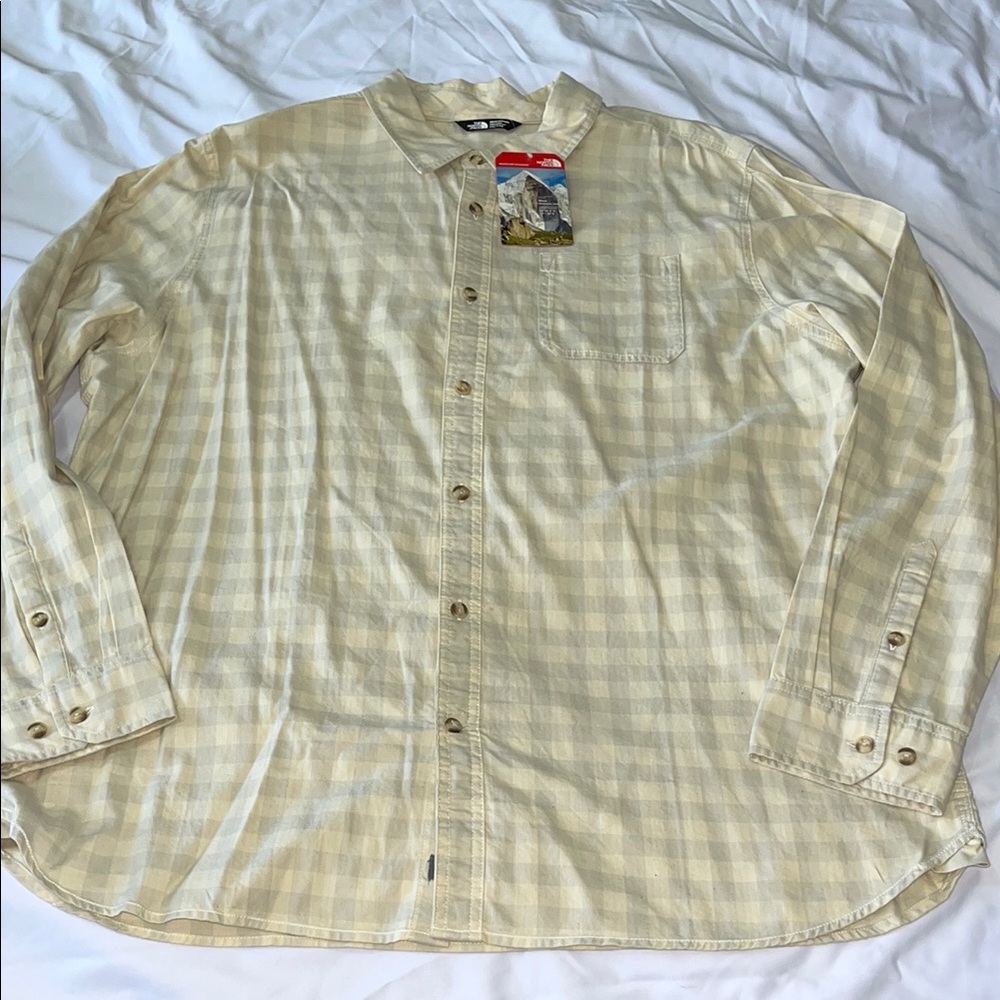 The North Face Cream Casual Long Sleeve Button Down Shirt NWT